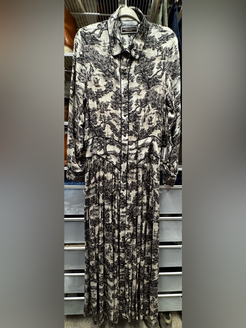 Double D Ranch Toile Print Point Collar Long Sleeve Maxi Dress